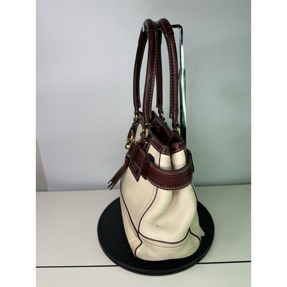 VTG Coach Hamptons Ivory / Maroon Pebbled Leather Bag - Picture 5 of 9